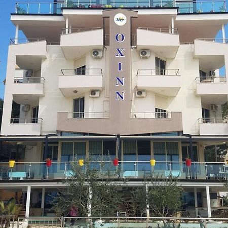 Vila Oxinn Kryemedhej Exterior photo