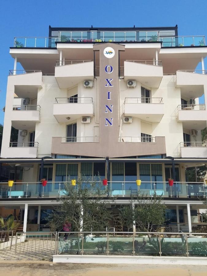 Vila Oxinn Kryemedhej Exterior photo